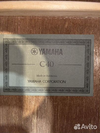 Акустическая гитара Yamaha c40