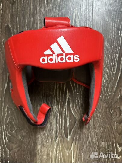 Боксерский шлем adidas
