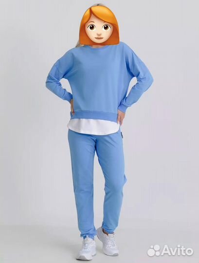 Спортивный костюм женский