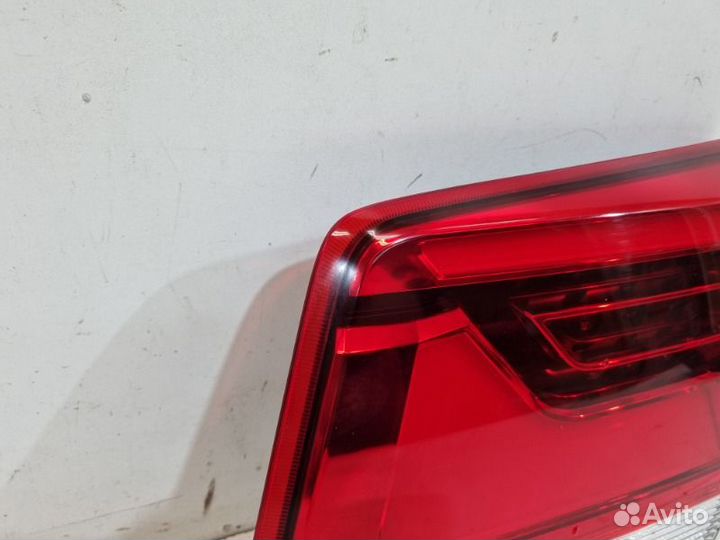 Фонарь задний правый Toyota Land Cruiser 200