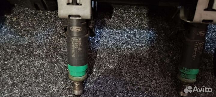 Топливная рампа Ford focus 2 1.6