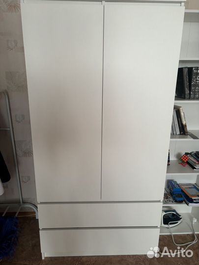 Шкаф распашной