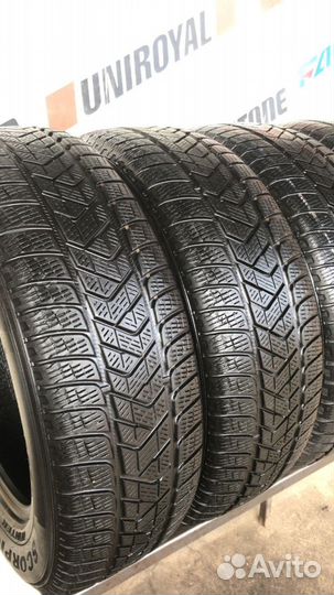 Pirelli Winter Sottozero 3 235/45 R18