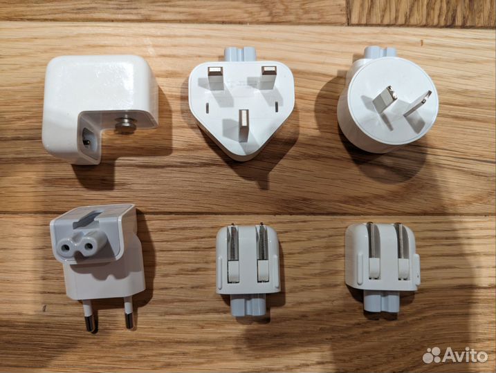 Набор переходников Apple World Travel adapter kit