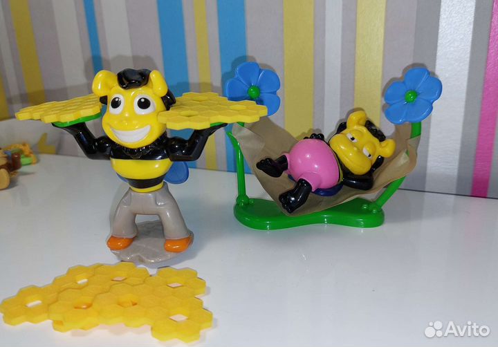 Большой киндер сюрприз maxi, снеговики, плелы и др