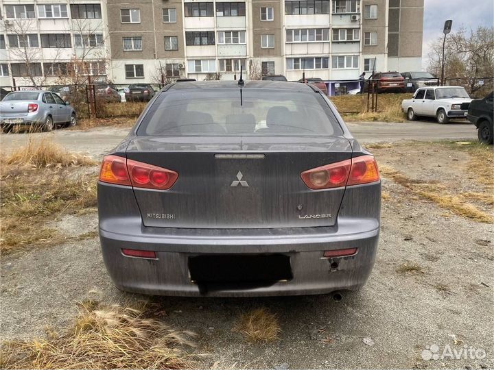 Mitsubishi Lancer 1.5 AT, 2008, битый, 190 000 км
