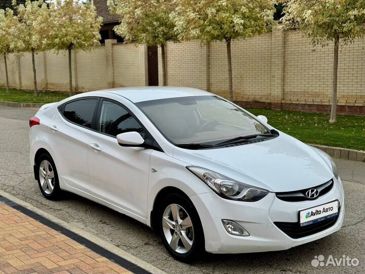 Hyundai Elantra 1.6 AT, 2012, 272 000 км