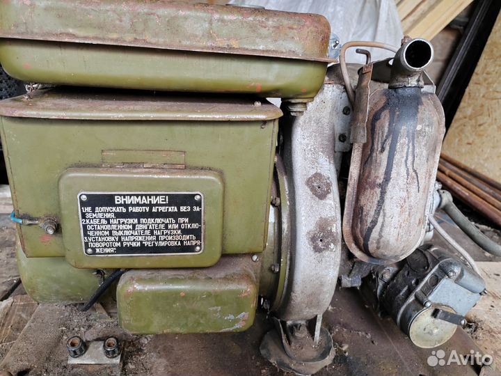 Бензогенератор армейский