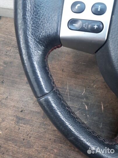 Рулевое колесо Nissan Note хэтчбэк 5 дв. 1.4