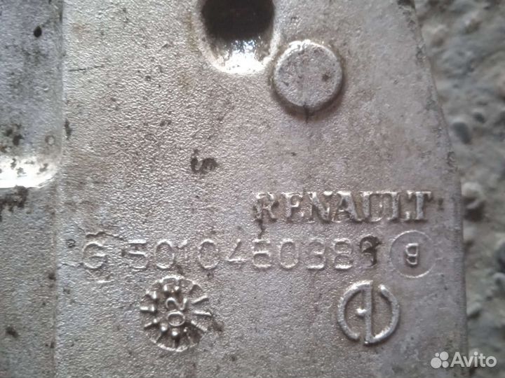 Кронштейн кабины Рено премиум