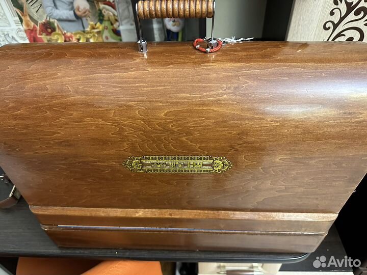 Продаю швейную машину в отличном состоянии