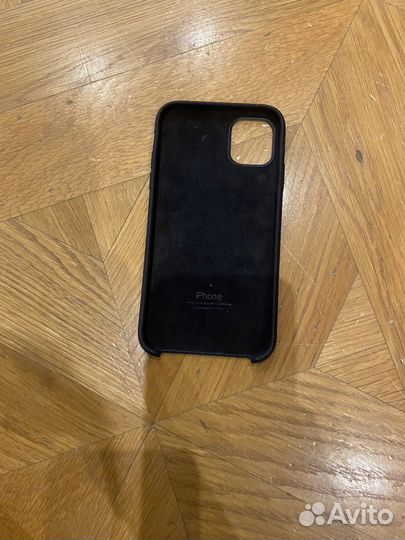 Чехол на iPhone 11