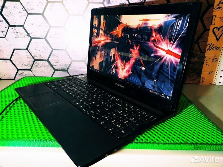 Acer Emachines E442 - 4 Ядра \ 3 Озу \ SSD