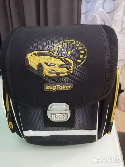 Школьный рюкзак