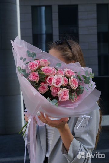 Кустовые розовые розы