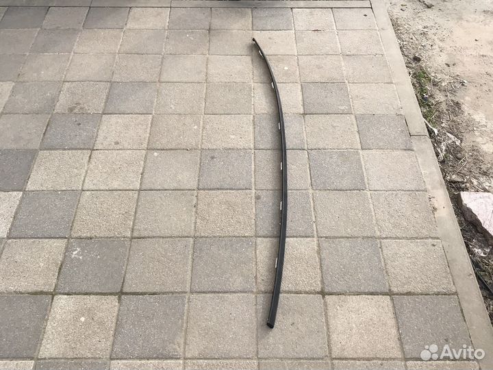 Молдинг крыши левый Renault Fluence 1