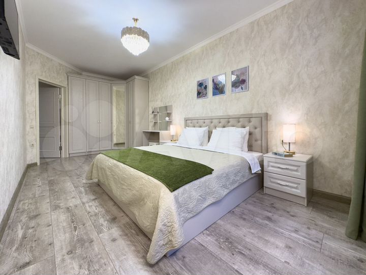 2-к. квартира, 73 м², 7/10 эт.