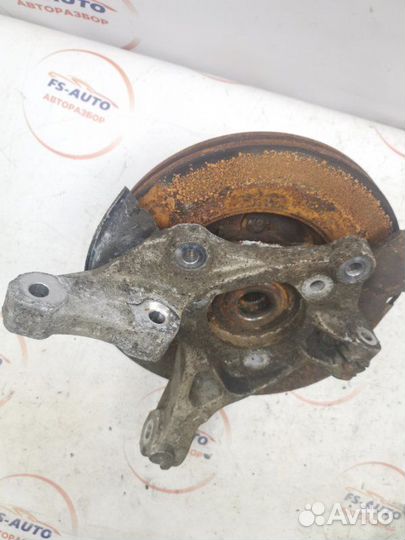 Кулак поворотный передний левый Chevrolet Cruz