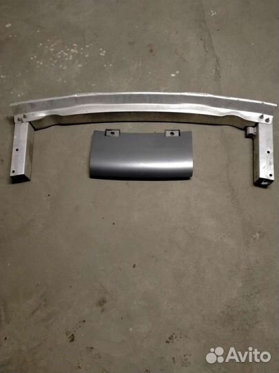 Усилитель заднего бампера audi Q5