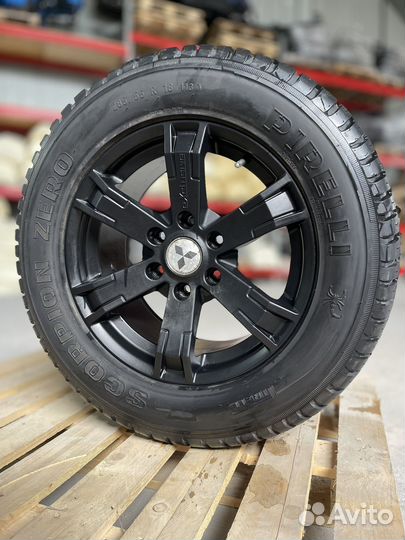 Колесо в сборе Pirelli+Mitsubishi eXclusive