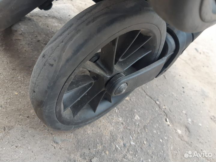 Коляска inglesina