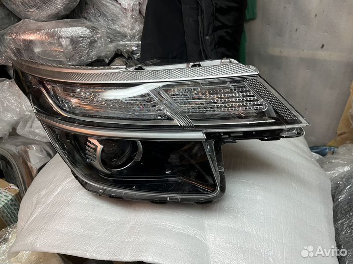 Фара правая KIA seltos галоген 92102-2Q5