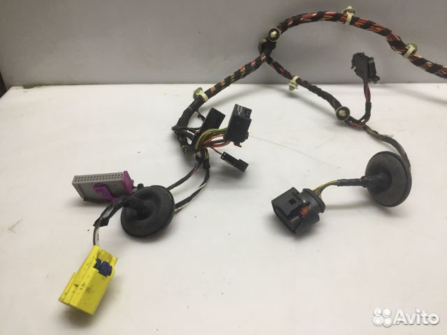 Проводка передней правой двери Octavia A5 04-08