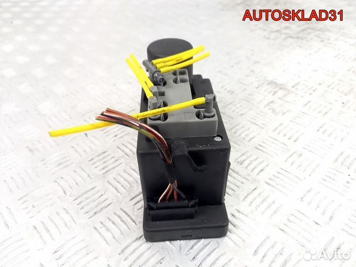 Компрессор центрального замка Mercedes A2108002548