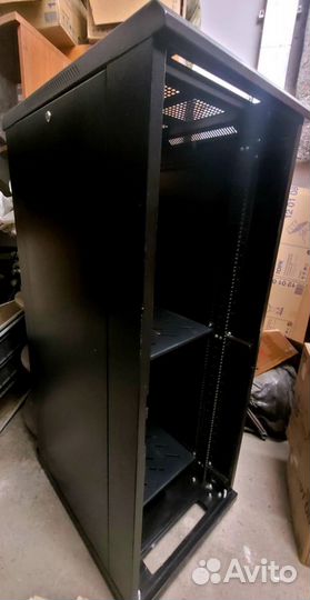 Телекоммуникационных шкаф