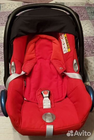 Автолюлька maxi cosi cabriofix с базой