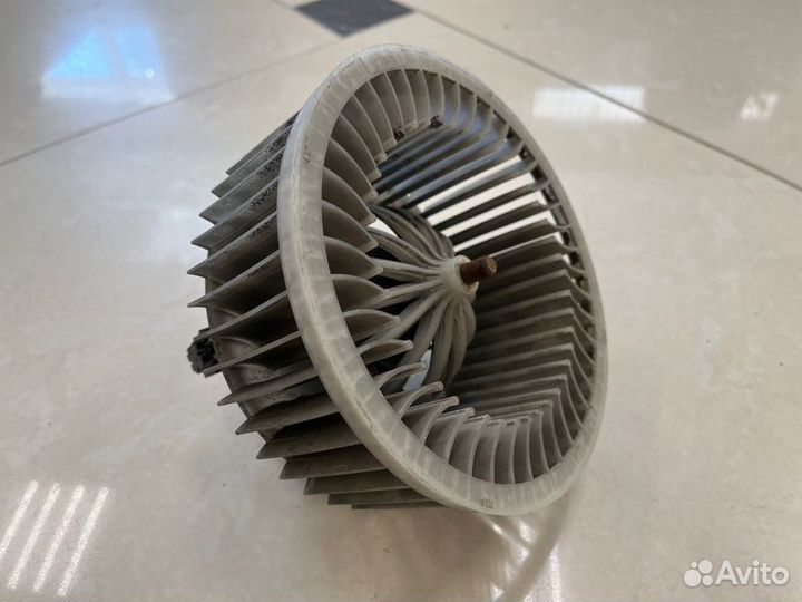 Мотор отопителя Skoda Fabia 5J5 CGP 2012