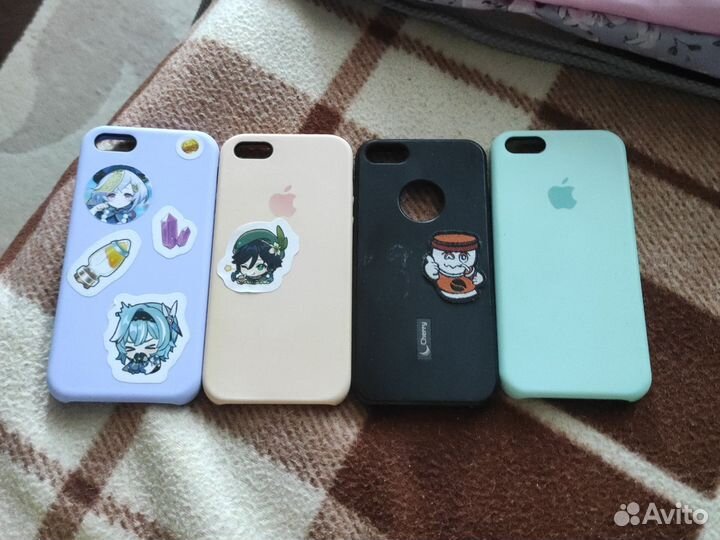 Чехлы на iPhone se2016