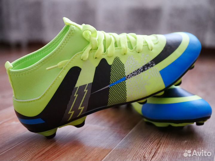 Футбольные бутсы 42 размер US8