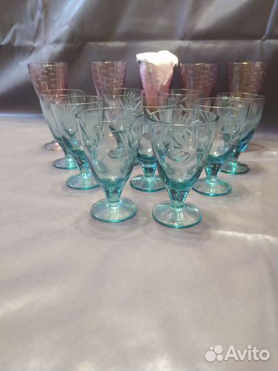 Бокалы и рюмки (голубое и марганцовое стекло)