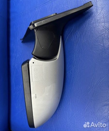 Зеркало заднего вида