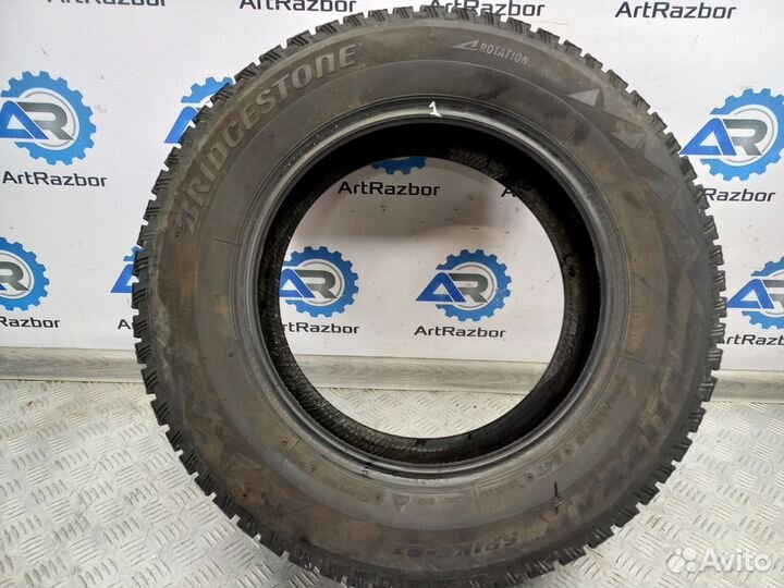 Bridgestone Blizzak Spike-01 205/65 R15 94T