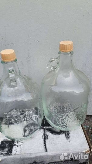 Бутылка стеклянная