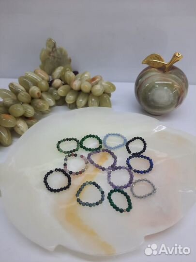 Кольца из натуральных камней