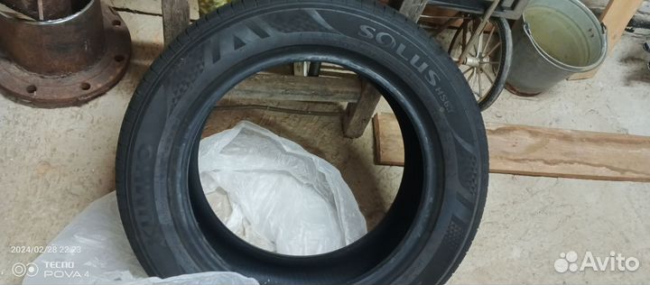Kumho Solus HS63 215/60 R17