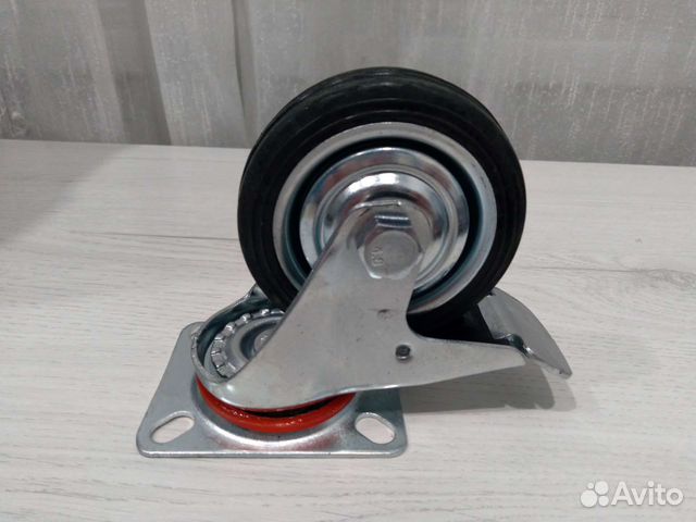 Колесо промышленное поворотное 75мм с тормозом