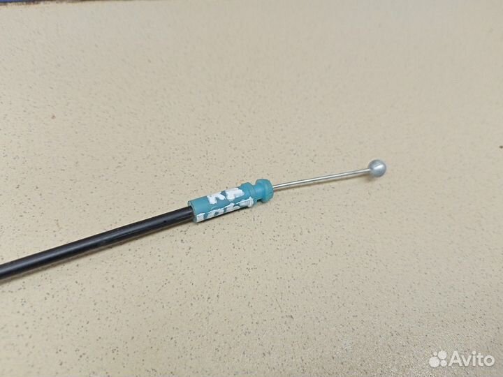 Трос открывания задней двери RAV 4 2013