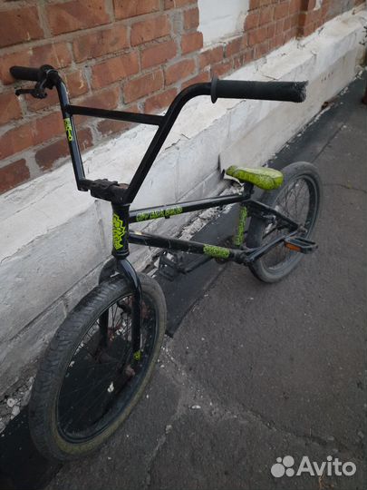 Трюковой велосипед bmx