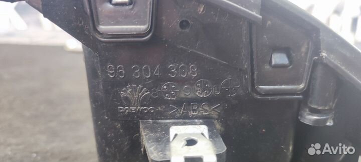 Дефлектор воздушный правый ZaZ Chance