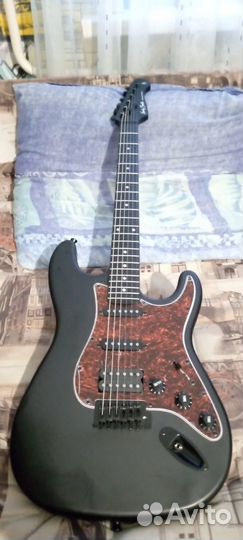 Гитара и комбоусилитель