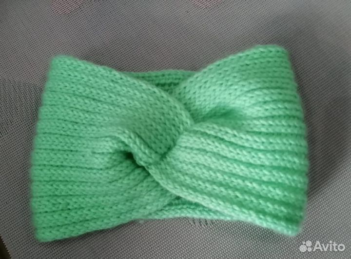 Повязка на голову вязаная