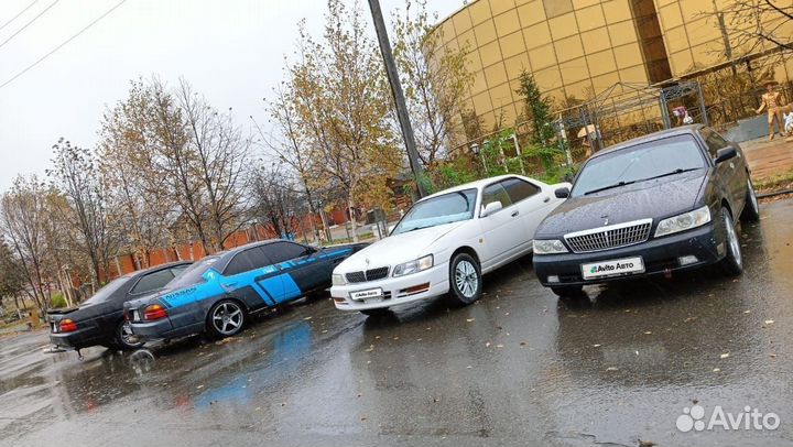 Nissan Laurel 2.5 AT, 1998, 350 000 км