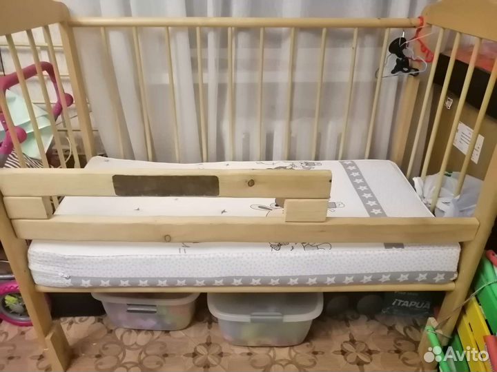 Кроватка детская с матрасом бу