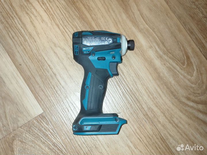 Винтоверт Makita dtd172z