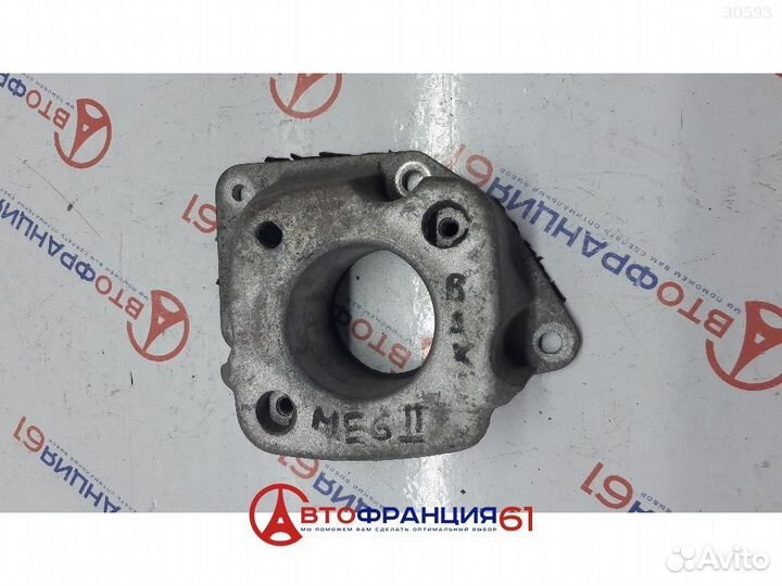 Кронштейн вакуумного усилителя, 8200461030 renault