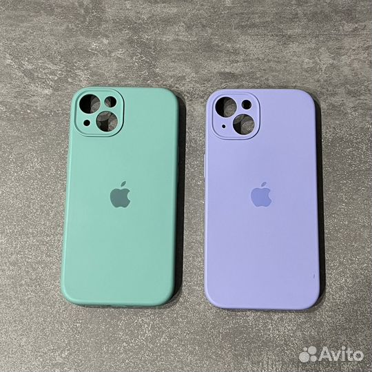 Чехол на iPhone 13